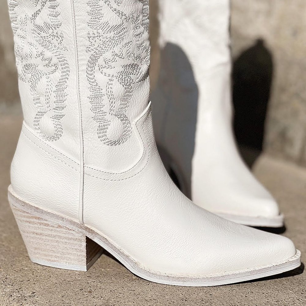 NEW White Cowboy Western Embroidered Stitch Pointy Toe Block Heel Mid Calf Boots - Picture 4 of 13